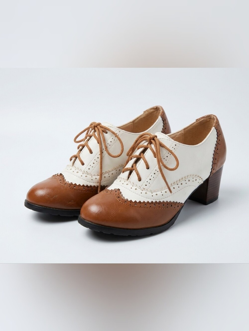 Vintage Style Brown & Cream Oxford Heels Size 6 Wingtip Brogue Academia